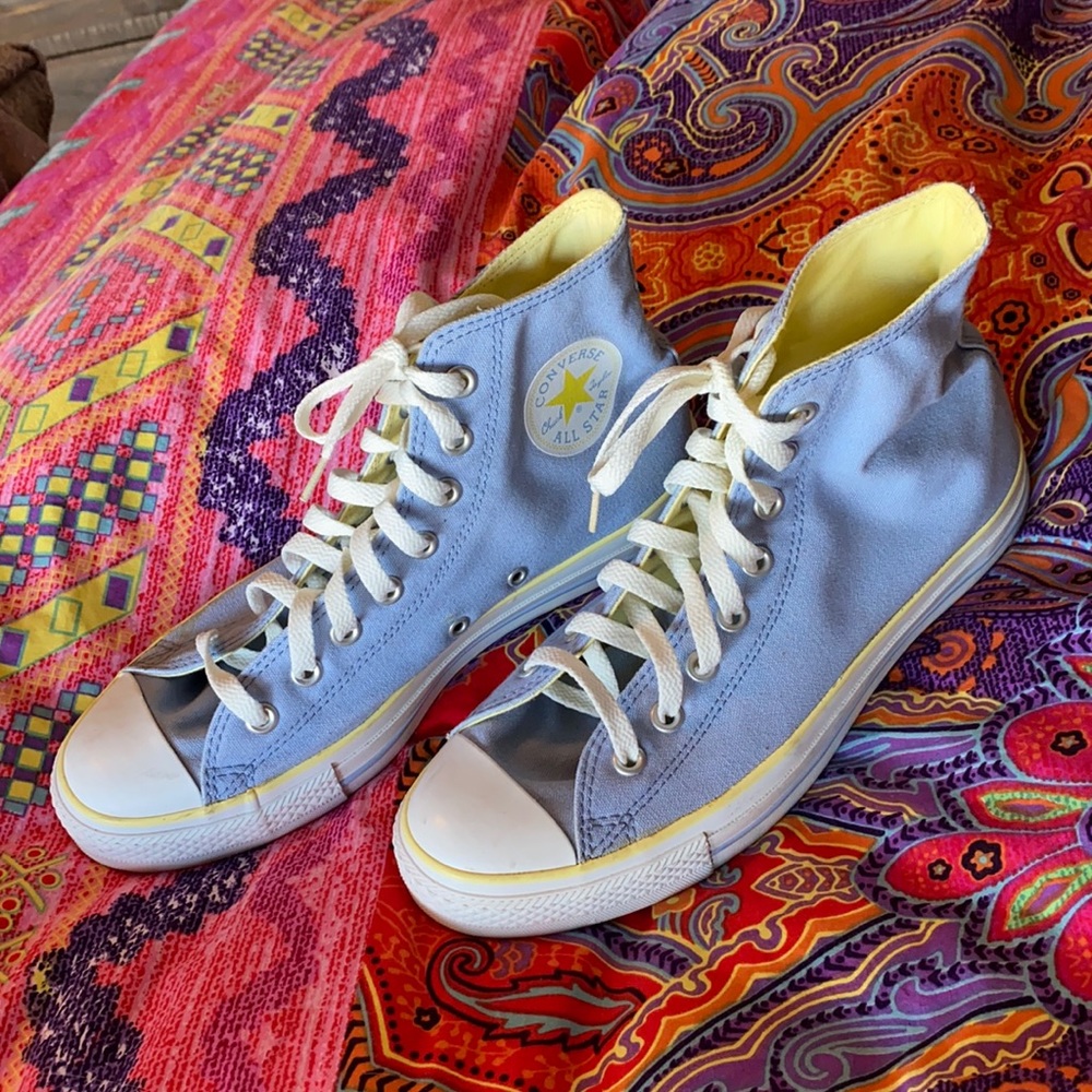 Women’s Converse lilac blue high top 10 sneakers